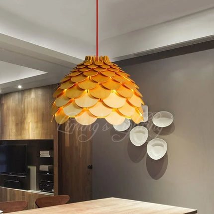 Suspension LED en Bois Forme Pomme de Pin Design Nordique Moderne