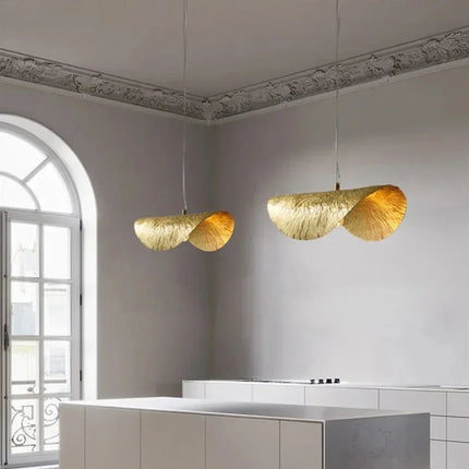 Suspension feuille de Lotus en laiton martelé, lumière chaleureuse pour salon et cuisine
