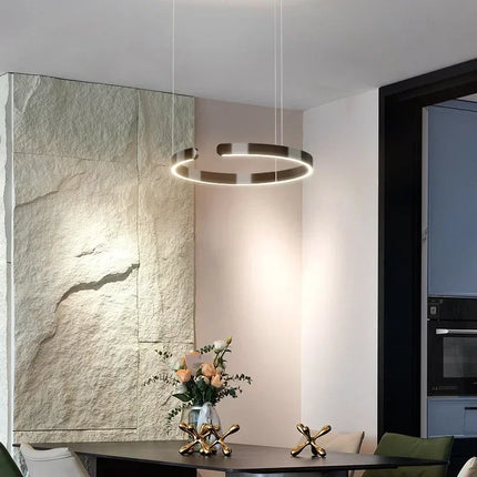Suspension anneau LED moderne à intensité variable, protection des yeux, design élégant pour chambre et salle à manger