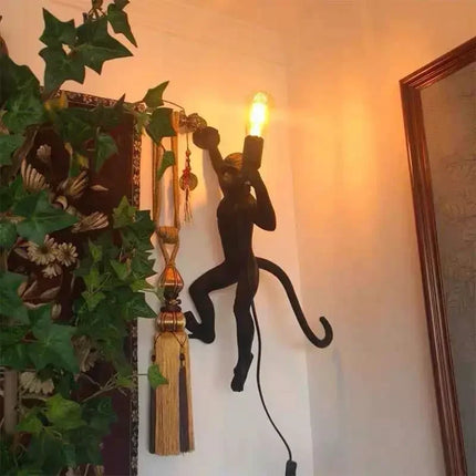 Suspension lampe singe en résine et corde chanvre, éclairage cosy
