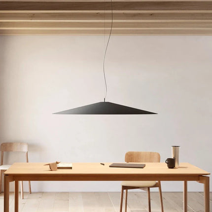Suspension moderne minimaliste en métal noir pour éclairage intérieur