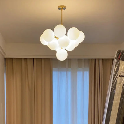 Suspension LED en verre dépoli au design moderne, lumière blanche chaude, luminaire plafond élégant