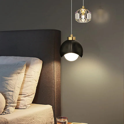 Suspension Boule en Verre de Cendre et Métal, Design Contemporain, Lumière Chaude