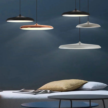 Suspension LED design nordique ronde en métal pour salle à manger et cuisine