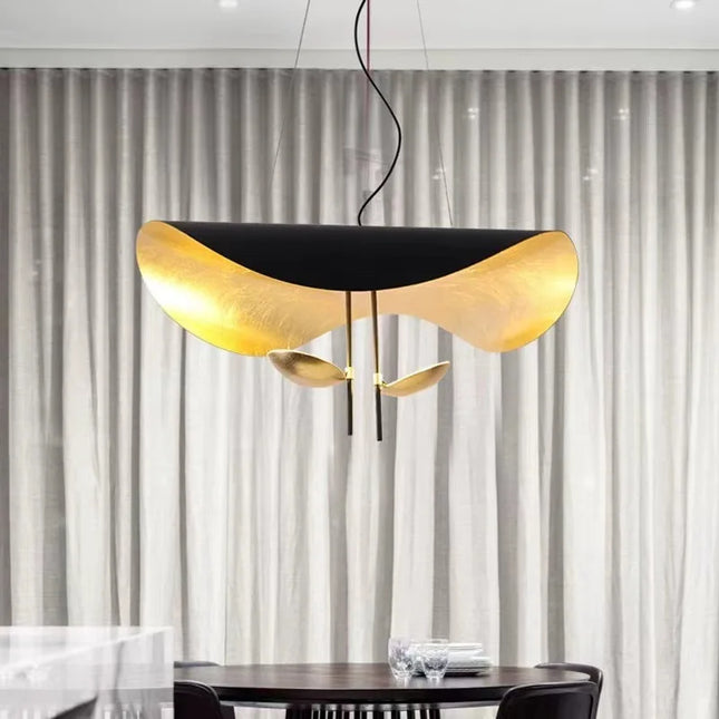 Suspension LED minimaliste feuille de Lotus en métal doré pour salon et balcon