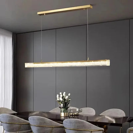 Suspension LED moderne en résine dorée pour salon et salle à manger
