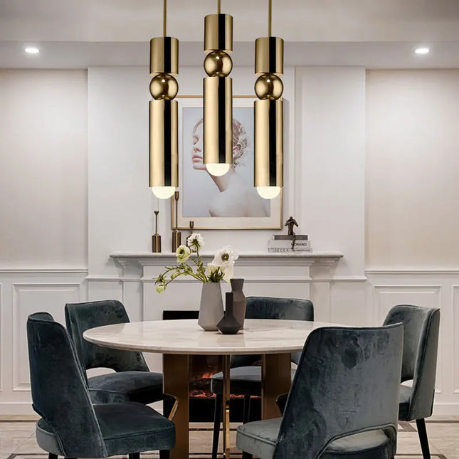 Suspension LED cylindrique dorée design nordique moderne pour intérieur cosy