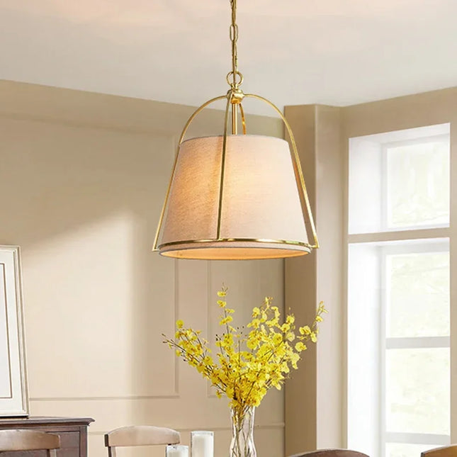 Suspension Winfordo en tissu beige, design moderne pour ambiance chaleureuse