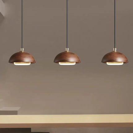 Suspension LED nordique en bois et acrylique pour ambiance chaleureuse