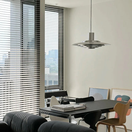Suspension LED multicouche en métal argenté, design nordique moderne, éclairage d’ambiance cosy pour intérieur
