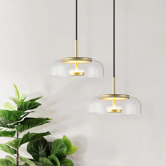 Suspension en verre et fer moderne pour salle à manger, éclairage cosy et minimaliste