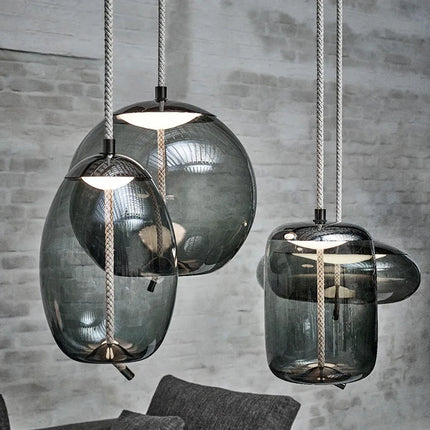 Suspension BROKIS Scandinave en verre bleu, lustre nordique à lumière chaude