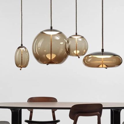 Suspension BROKIS Scandinave en verre bleu, lustre nordique à lumière chaude