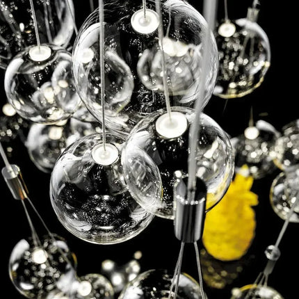 Suspension minimaliste en verre avec 3 lustres LED pour ambiance cosy