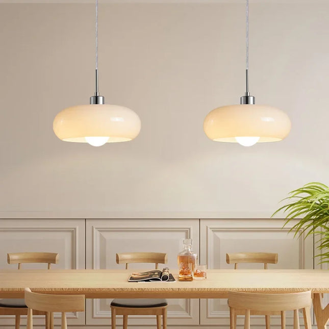 Suspension Bauhaus en verre blanc et orange, éclairage chaleureux pour intérieur moderne